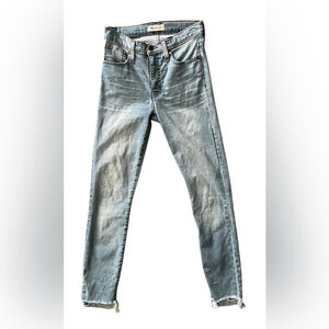 Madewell 9” High Rise Skinny Jeans, Light Wash, Frayed Bottoms, SZ: 25